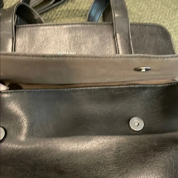 Matt & Nat Black Vegan Bag - Picture 4 of 6
